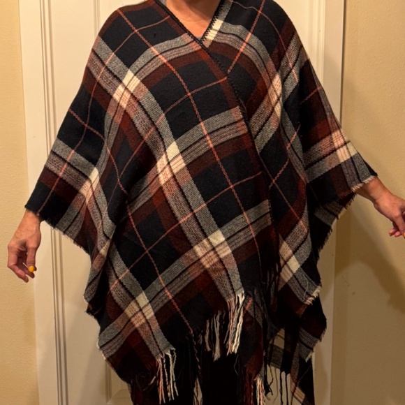Plaid Fringe Poncho Ruana - Picture 1 of 6
